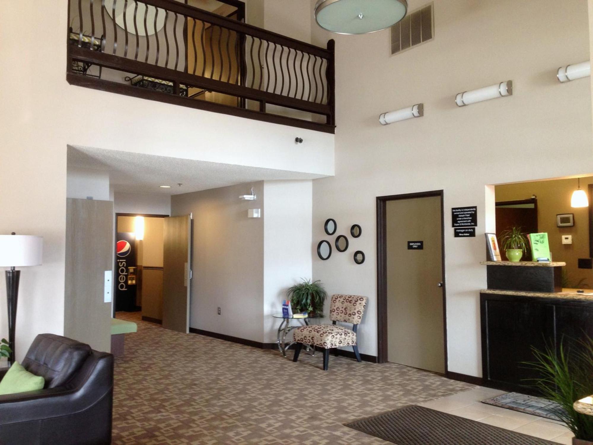 Super 8 By Wyndham Stafford/Springfield Area Motel Strafford Exterior foto